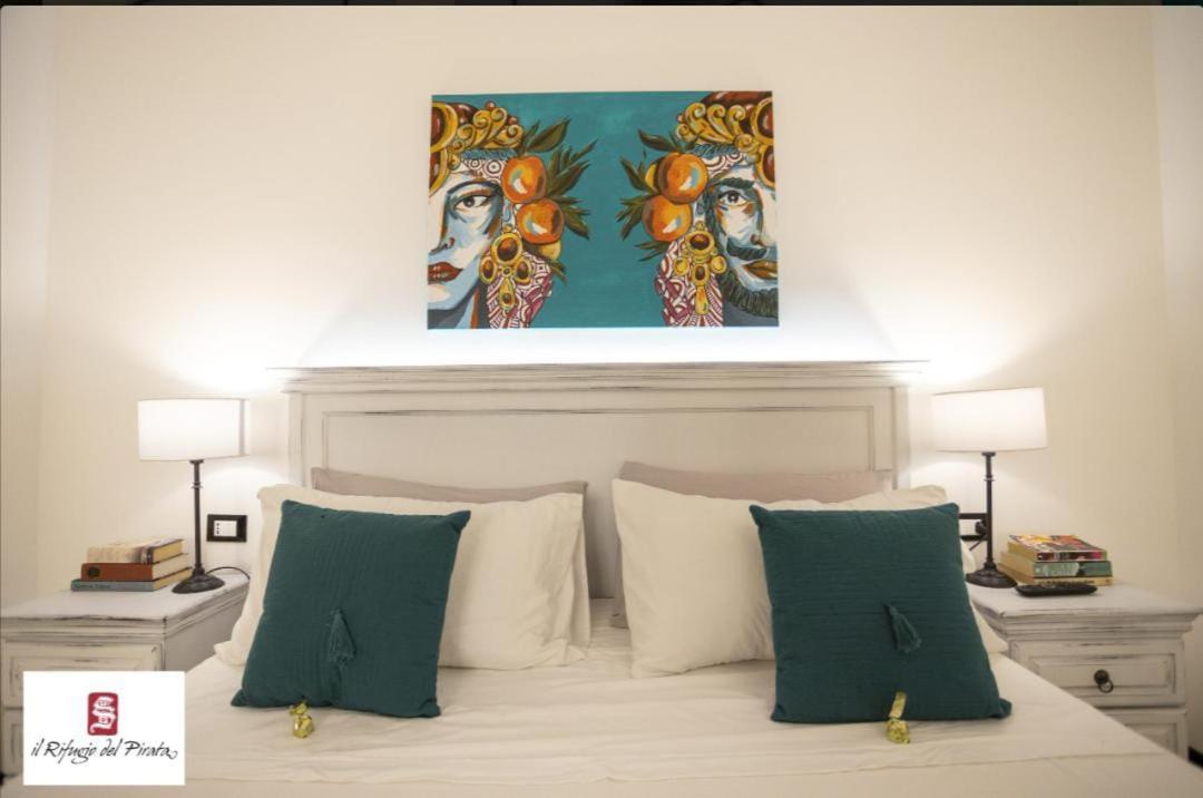 Il Rifugio Del Pirata Apartment Трапани Екстериор снимка