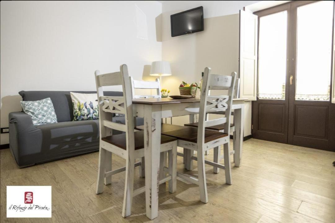 Il Rifugio Del Pirata Apartment Трапани Екстериор снимка