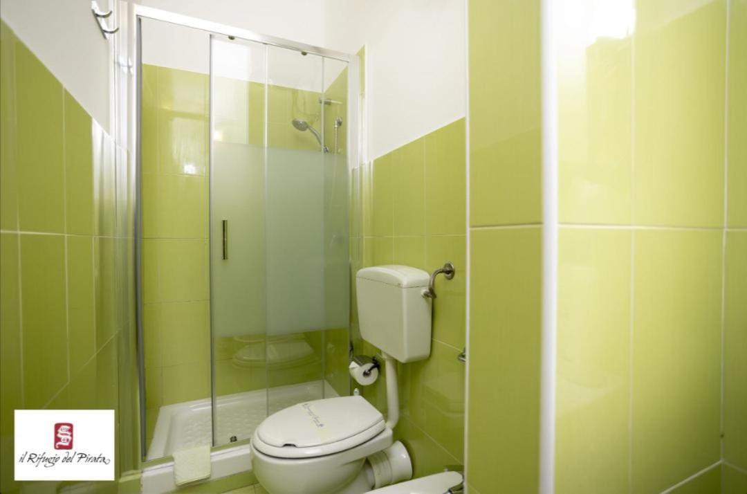 Il Rifugio Del Pirata Apartment Трапани Стая снимка