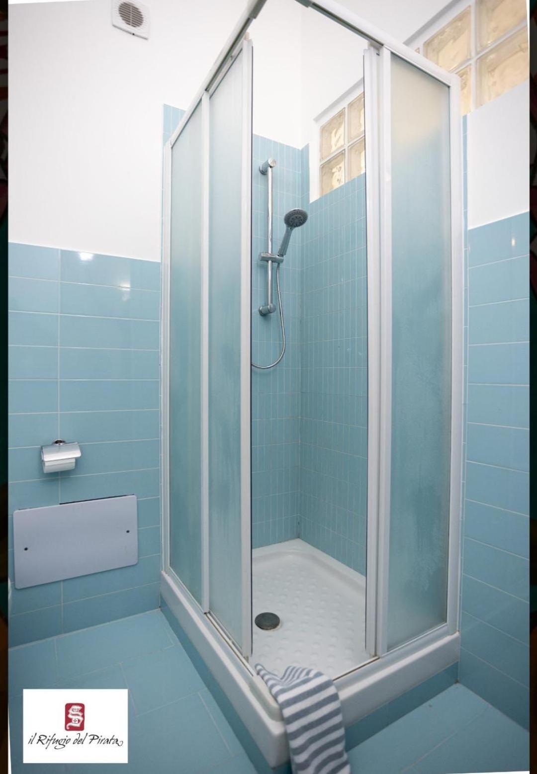 Il Rifugio Del Pirata Apartment Трапани Стая снимка